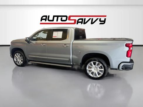 Used 2025 Chevrolet Silverado 1500 High Country AWD/4WD image 4