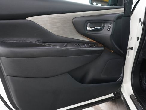 Used 2018 Nissan Murano SL AWD/4WD image 19