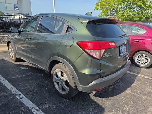 Used 2017 Honda HR-V EX image 5