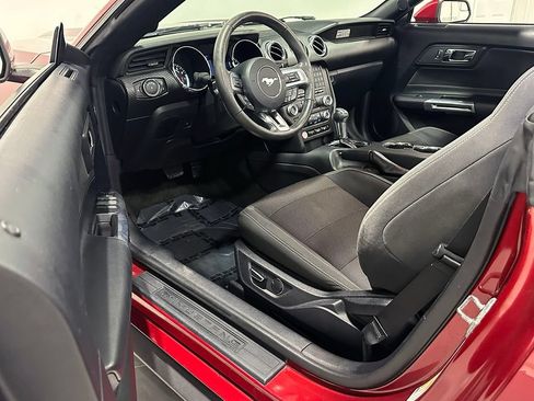 Used 2015 Ford Mustang Convertible w/ Equipment Group 051A RWD image 60