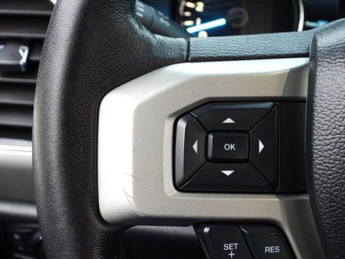 Used 2019 Ford F150 Lariat image 91