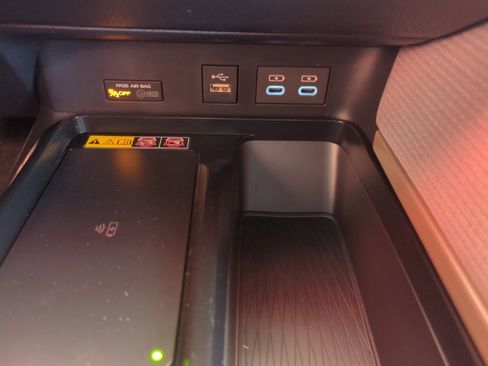 New 2026 Toyota Camry SE image 18