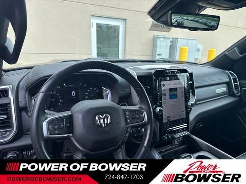 Used 2023 RAM 1500 Laramie AWD/4WD image 2