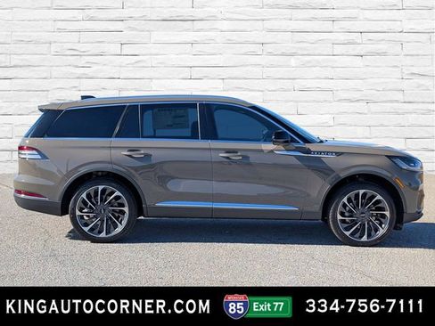 New 2026 Lincoln Aviator Reserve image 4