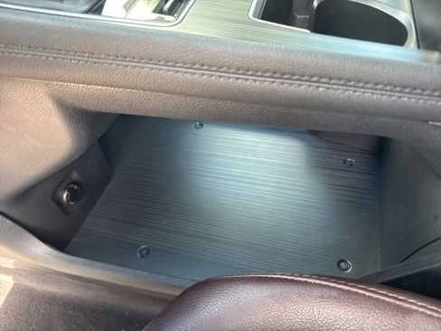 Used 2024 Toyota Sienna Platinum FWD image 35