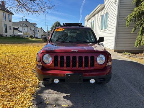 Used 2015 Jeep Patriot High Altitude image 2