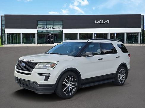 Used 2018 Ford Explorer Sport AWD/4WD image 2