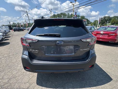 Used 2023 Subaru Outback Premium AWD/4WD image 6