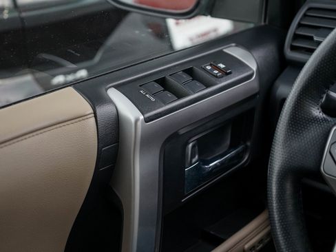 Used 2024 Toyota 4Runner Limited image 28