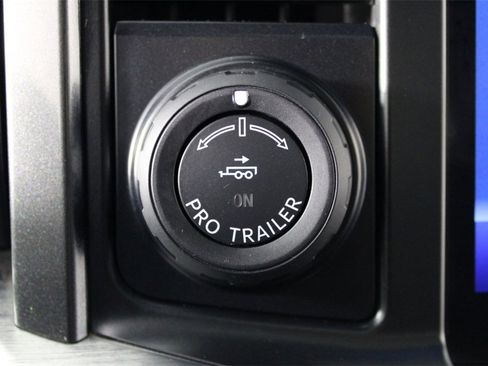 Used 2023 Ford F150 Lariat w/ Equipment Group 502A High image 27