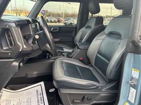 Used 2023 Ford Bronco Outer Banks w/ Sasquatch Package image 20