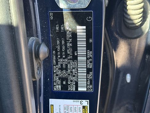 Used 2023 Toyota 4Runner SR5 Premium image 30