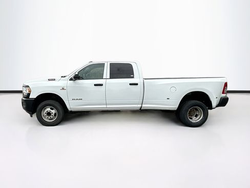 Used 2022 RAM 3500 Tradesman AWD/4WD image 4