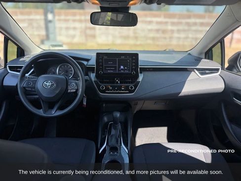 Used 2020 Toyota Corolla LE w/ Carpet Mat Package (TMS) FWD image 12