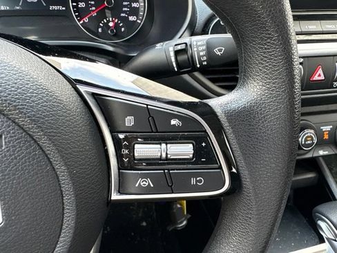 Certified 2024 Kia Forte LXS FWD image 17