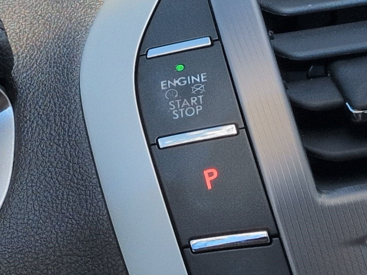 Certified 2019 Lincoln MKZ Reserve FWD image 28