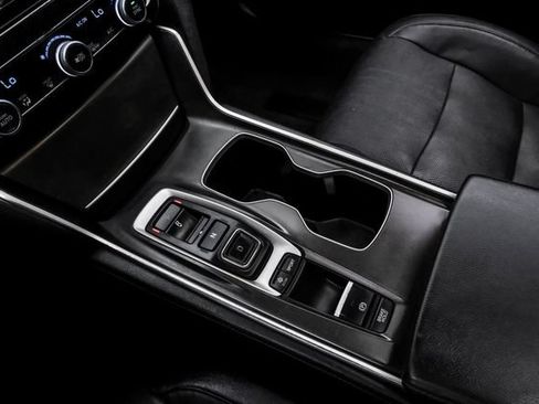Used 2018 Honda Accord EX-L image 31