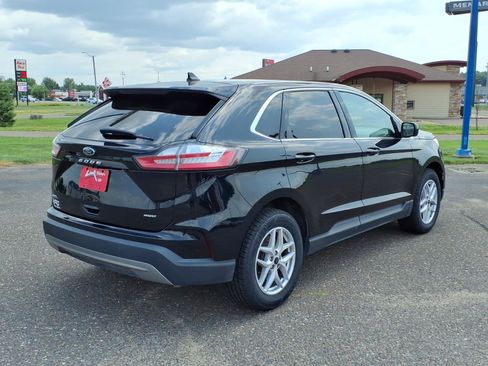 Certified 2024 Ford Edge SEL AWD/4WD image 6