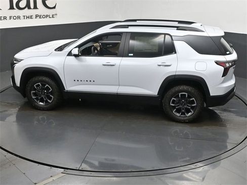 New 2026 Chevrolet Equinox ACTIV w/ Safety and Technology Package image 21