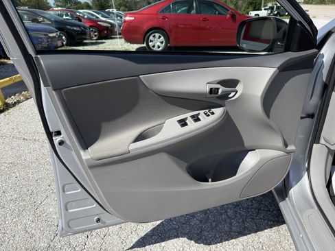 Used 2009 Toyota Corolla LE FWD image 18