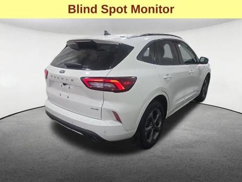 Used 2023 Ford Escape ST-Line Select w/ Tech Pack #2 AWD/4WD image 5