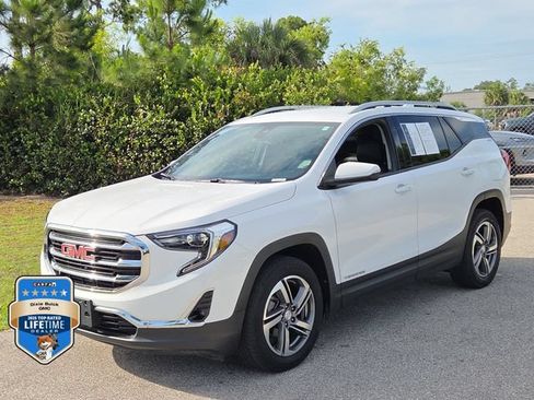 Certified 2020 GMC Terrain SLT AWD/4WD image 2