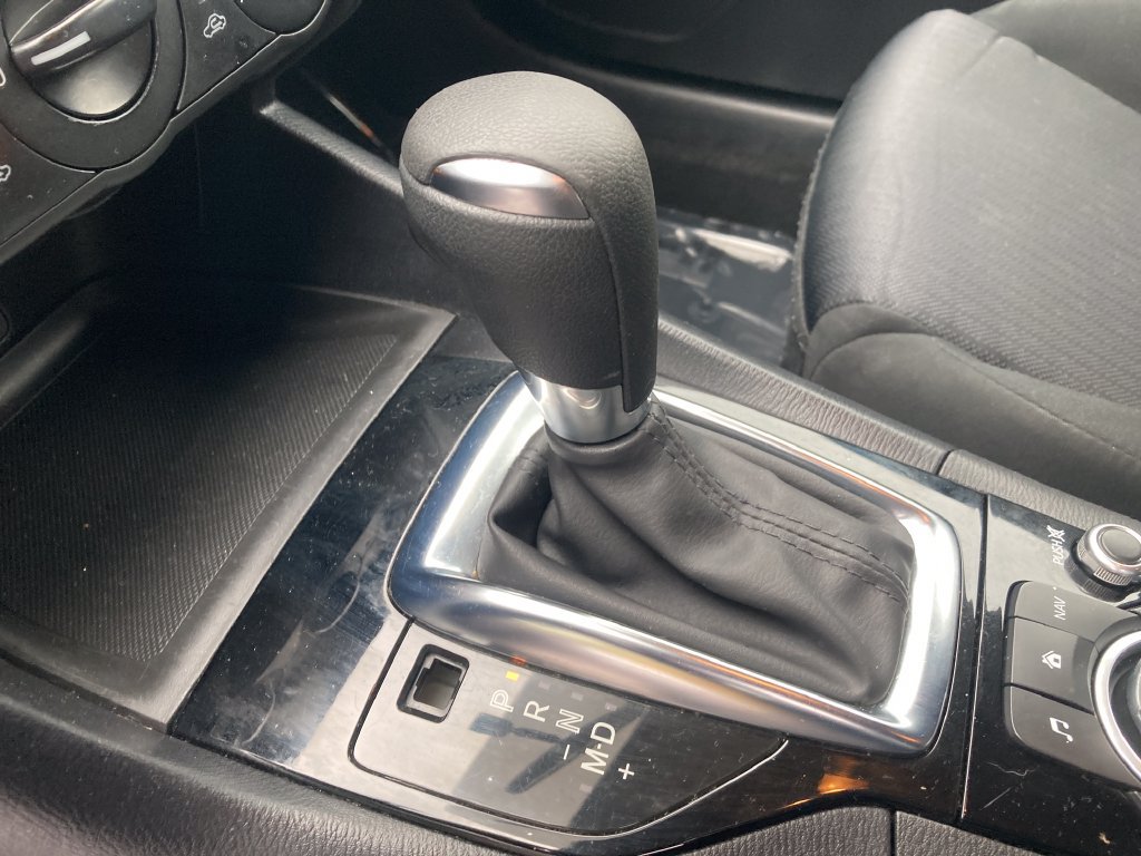 Used 2016 MAZDA MAZDA3 i Sport FWD image 30