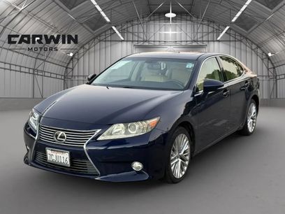 Used 2013 Lexus ES 350 w/ Luxury Pkg