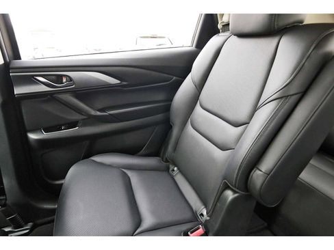 Used 2023 MAZDA CX-9 Touring Plus image 9