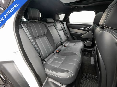 Used 2022 Land Rover Range Rover Velar R-Dynamic S AWD/4WD image 17