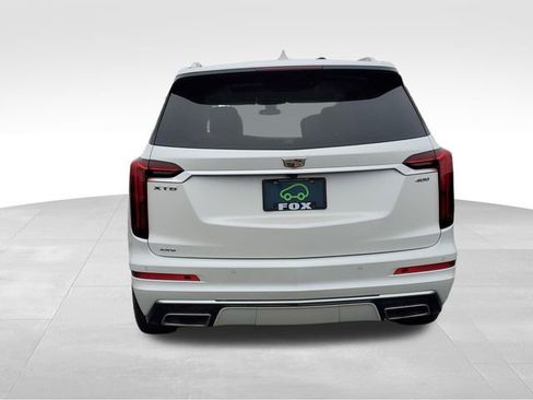 Certified 2024 Cadillac XT6 Premium Luxury image 4