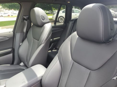 Used 2023 BMW X3 xDrive30i w/ Premium Package AWD/4WD image 9