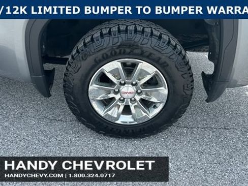 Certified 2021 GMC Sierra 1500 4x4 Crew Cab w/ Sierra Value Package image 9