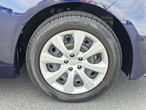 Used 2024 Toyota Corolla LE FWD image 8
