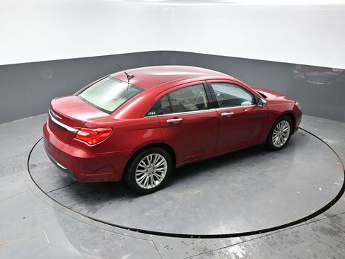 Used 2013 Chrysler 200 Limited image 12