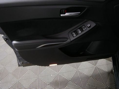 Used 2019 Toyota Avalon XSE w/ All Weather Liner Package FWD image 16