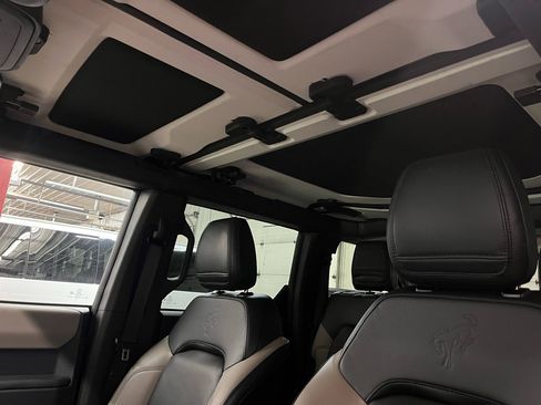 Used 2024 Ford Bronco Wildtrak image 19