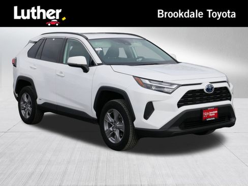 Used 2023 Toyota RAV4 XLE image 1