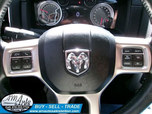 Used 2016 RAM 1500 Laramie w/ Convenience Group image 10