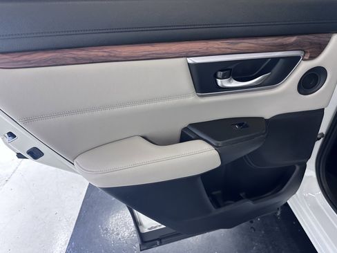 Used 2017 Honda CR-V EX-L image 24