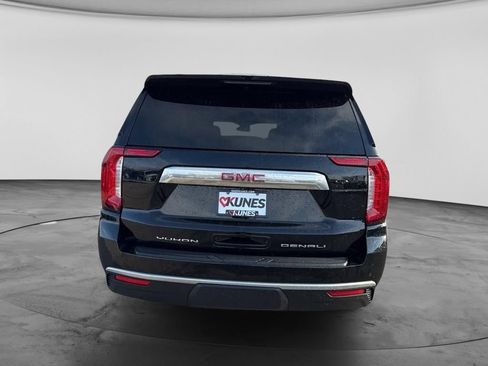 Used 2023 GMC Yukon XL Denali AWD/4WD image 10
