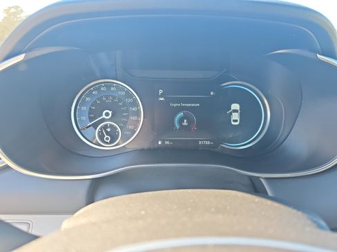 Used 2023 Genesis G70 3.3T image 16