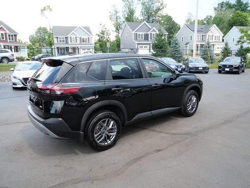 Used 2023 Nissan Rogue S AWD/4WD image 7