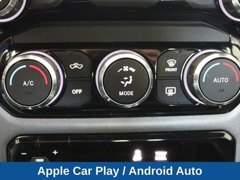 Used 2021 RAM 1500 Big Horn AWD/4WD image 9