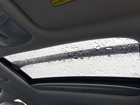 Used 2021 Hyundai Kona Limited image 23