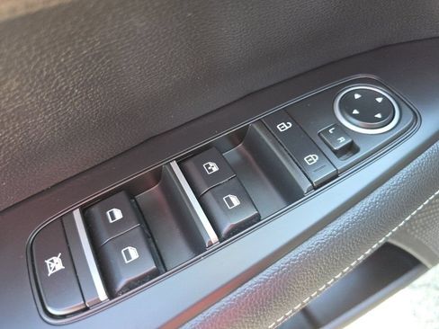 Used 2023 Kia Forte GT-Line w/ GT-Line Technology Package FWD image 29