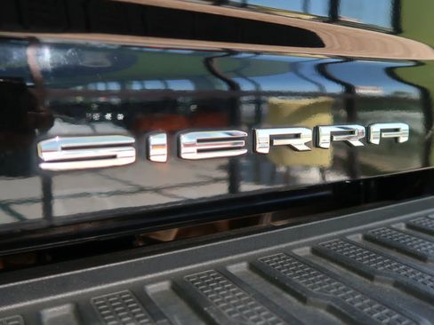 Used 2022 GMC Sierra 2500 Denali w/ Denali Ultimate Package image 45