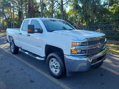 Used 2019 Chevrolet Silverado 2500 W/T image 1