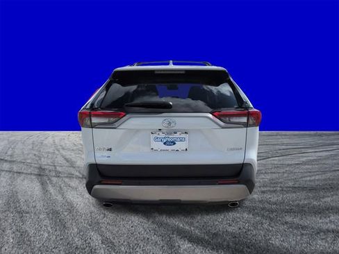 Used 2025 Toyota RAV4 Limited FWD image 5