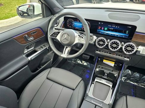 New 2026 Mercedes-Benz GLB 250 4MATIC image 27
